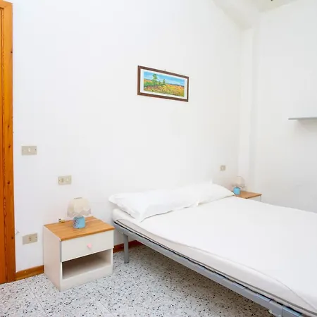 S078 - Sirolo, Trilocale Con Terrazzo In Centro Appartamento *