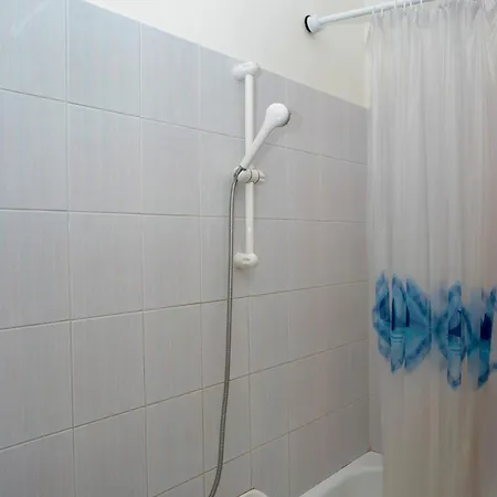 S078 - Sirolo, Trilocale Con Terrazzo In Centro *