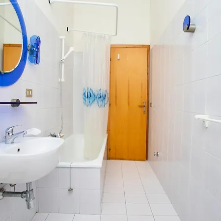 Appartamento S078 - Sirolo, Trilocale Con Terrazzo In Centro Sirolo